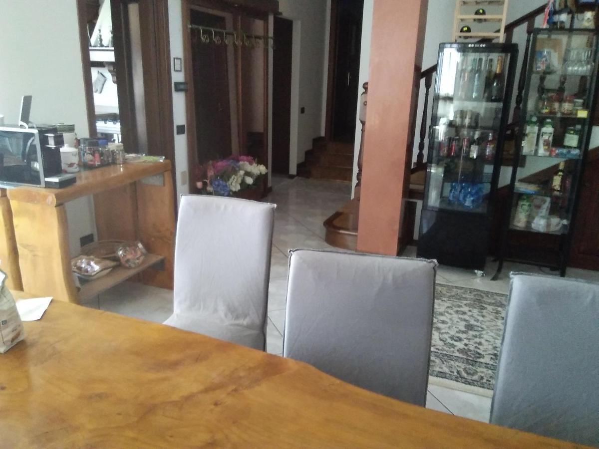 Villa Azalea San Fermo della Battaglia ภายนอก รูปภาพ